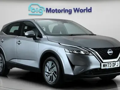 Used Nissan Qashqai Acenta Premium 140 HP (102 kW) 2023 Grey SUV