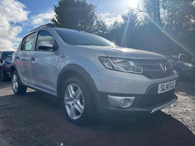 Silver Used 2014 Dacia Sandero Lauréate Hatchback | £3,495 (Fair price)