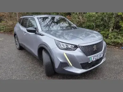 Begagnad Peugeot e-2008