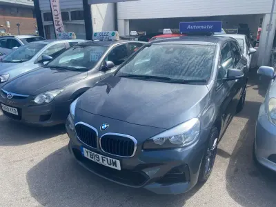 Begagnad BMW 218 M Sport 2019 Grå Halvkombi
