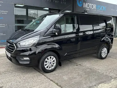 Used Ford Transit Custom Limited 130 HP (95 kW) 2022 Black Van