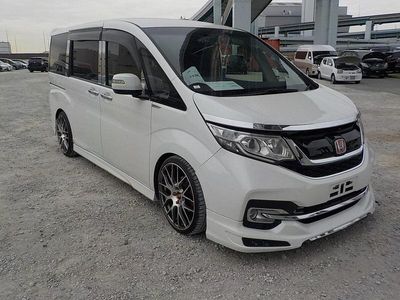 Used Honda Stepwgn 2015 White MPV