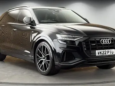 Begagnad Audi Q8