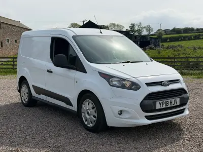 Used Ford Transit Connect Trend 100 HP (73 kW) 2018 White MPV