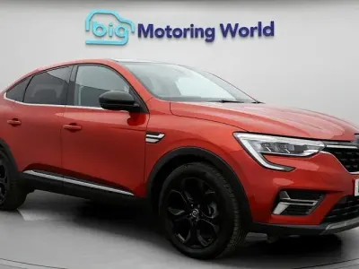 Used Renault Arkana Version S 145 HP (106 kW) 2022 Red SUV