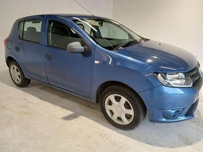 Begagnad Dacia Sandero Ambiance 75 HK (55 kW) 2013 Blå Halvkombi