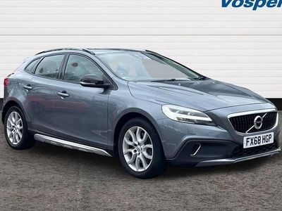 Used Volvo V40 CC Plus 152 HP (111 kW) 2018 Estate