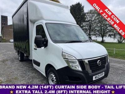 Used Nissan NV400 Tekna 150 HP (110 kW) 2021 White Van