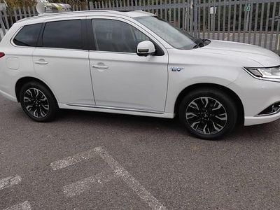 Mitsubishi Outlander P-HEV