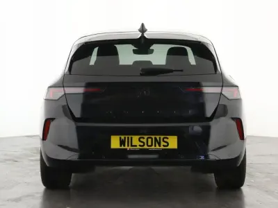 Used Vauxhall Astra Ultimate 128 HP (94 kW) 2025 Black Hatchback