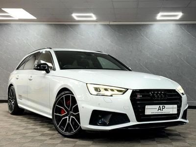 Used Audi S4 Advanced 354 HP (260 kW) 2019 White Estate