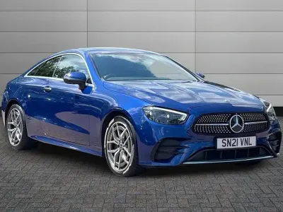 Used Mercedes E220 AMG Line Premium 191 HP (140 kW) 2021 Blue Coupe