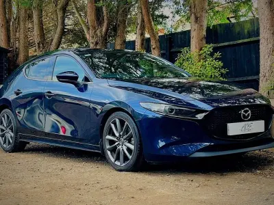 Used Mazda 3 Inclusive 122 HP (89 kW) 2019 Blue Hatchback