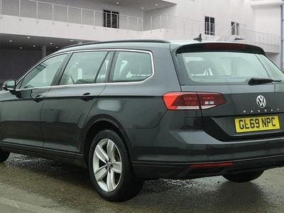 Used VW Passat SE 150 HP (110 kW) 2020 Maganese grey Estate