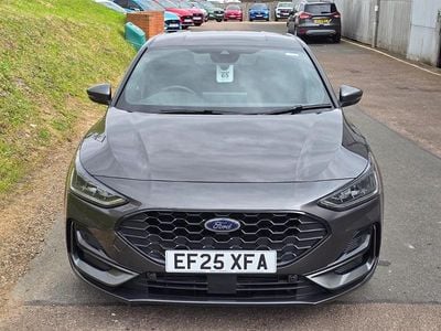 Używany Ford Focus ST-Line X 2025 Szary Hatchback