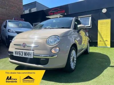 Używany Fiat 500 Lounge 69 KM (50 kW) 2013 Beżowy Hatchback