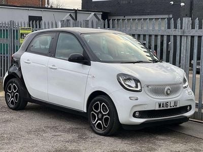 White Used 2016 Smart ForFour Premium Hatchback | £5,495 (Fair price)