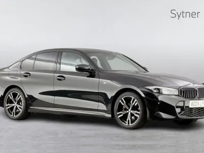 Begagnad BMW 330e M Sport 288 HK (211 kW) 2024 Svart