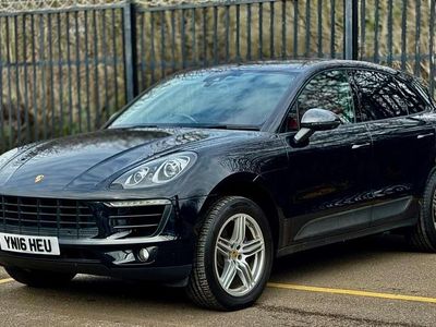 Used Porsche Macan 252 HP (185 kW) 2016 Black SUV