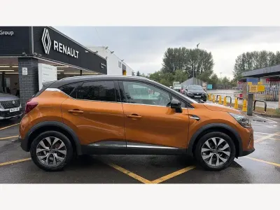 Used Renault Captur Version S 2021 Id metallic  desert orange SUV