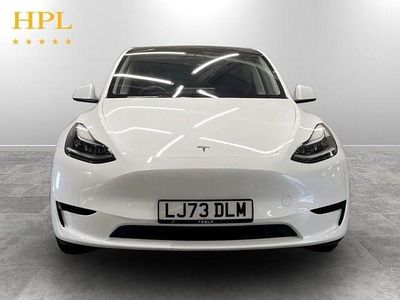 Begagnad Tesla Model Y RWD 254 kW (346 HK) 2023 Vit SUV
