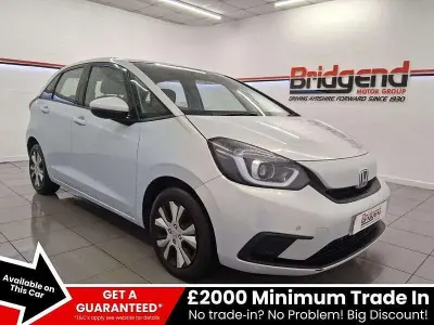 Used Honda Jazz Hybrid 109 HP (80 kW) 2021 White Hatchback