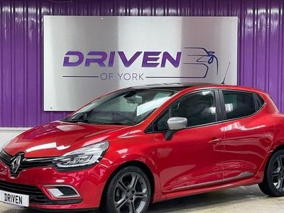 Used Renault Clio IV Signature 90 HP (66 kW) 2018 Red Hatchback