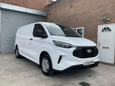 Used Ford Transit Custom Trend 136 HP (100 kW) 2024 White Van
