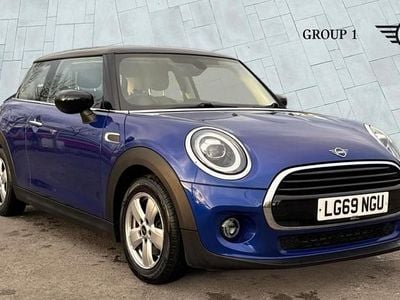 Used Mini Cooper Classic 136 HP (100 kW) 2019 Blue Hatchback