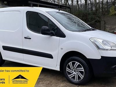 White Used 2014 Citroën Berlingo XTR MPV | £2,495 (Super price)