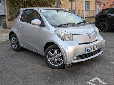 Toyota iQ