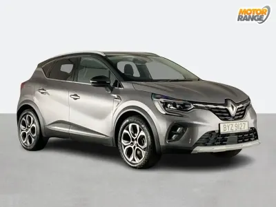 Second-hand Renault Captur Techno 143 CP (105 kW) 2023 Gri SUV
