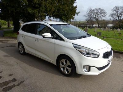 Used Kia Carens 114 HP (83 kW) 2013 White MPV