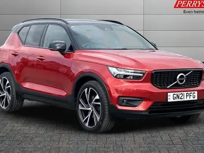 Used Volvo XC40 R-Design Pro 197 HP (144 kW) 2021 Red SUV