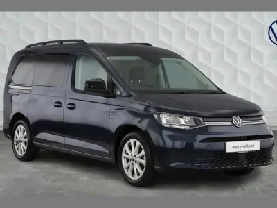 Used VW Caddy Maxi Life 122 HP (89 kW) 2025 Blue MPV