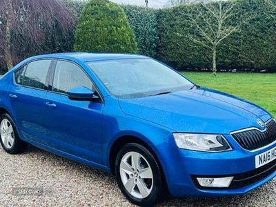 Blue Used 2016 Skoda Octavia SE Hatchback | £5,995 (Good price)