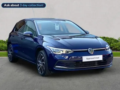 Used VW Golf VIII Edition 130 HP (95 kW) 2023 Blue Hatchback