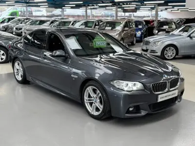 Begagnad BMW 520 M Sport 190 HK (139 kW) 2015 Grå Sedan