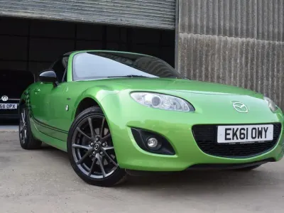 Używany Mazda MX5 Inclusive 161 KM (118 kW) 2011 Multicolour Kabriolet