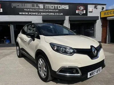 Used Renault Captur Dynamique 88 HP (64 kW) 2017 Ivory with diamond black roof SUV