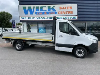Used Mercedes Sprinter Progressive 148 HP (108 kW) 2021 White Van