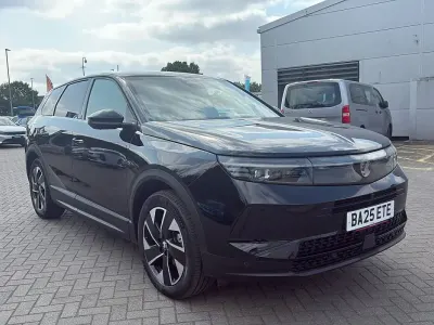 Used Vauxhall Grandland X Ultimate 136 HP (100 kW) 2025 Carbon black SUV