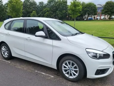 Used BMW 218 Comfort Edition 2017 White Hatchback
