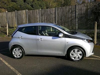Used Toyota Aygo X-play 69 HP (50 kW) 2016 Silver Hatchback