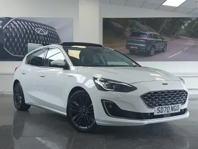 Usado Ford Focus Vignale 125 HP (91 kW) 2020 Branco Citadino