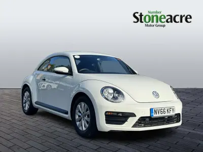 Begagnad VW Beetle S 105 HK (77 kW) 2017 Vit Halvkombi