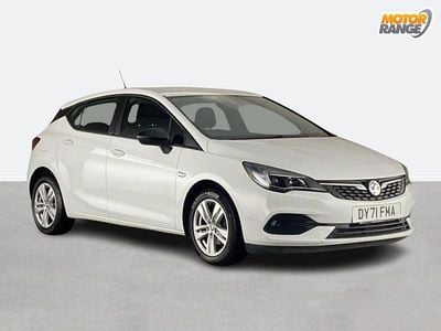 Used Vauxhall Astra Business Edition 110 HP (80 kW) 2021 White Hatchback