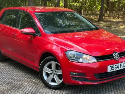 Used VW Golf VII Match 105 HP (77 kW) 2014 Red Hatchback