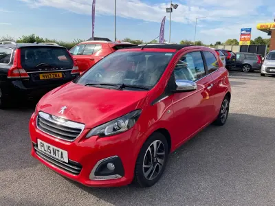 Used Peugeot 108 Allure 82 HP (60 kW) 2015 Red Hatchback