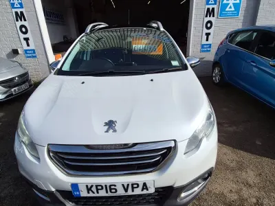 Used Peugeot 2008 2016 White SUV